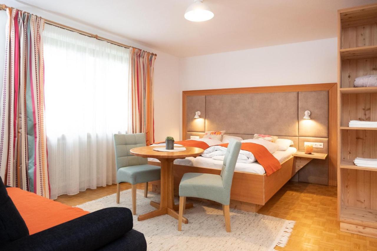 Santner, Hotel Eugendorf Exteriér fotografie